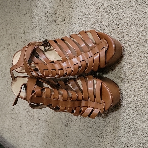 Steve Madden Glendael Platform Sandals - Picture 1 of 6